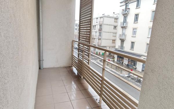 Appartement à vendre    2 pièces • 43,89 m2 Grenoble