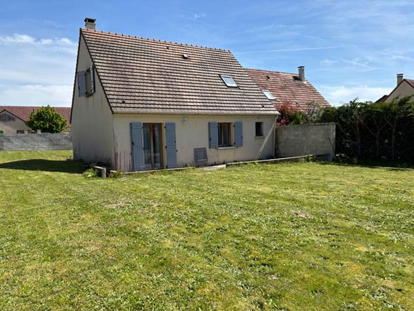 Maison 4 pièces à vendre à Pontgouin - Réf 3174
