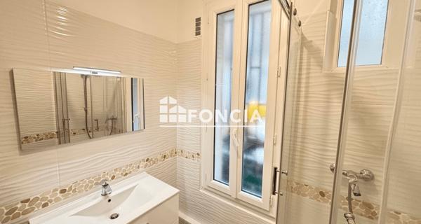 Location Appartement meublé 2 pièces 35.5 m² - Paris 75018