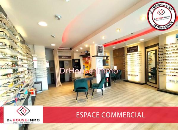 Commerce à vendre 9 pièces de 72 m²