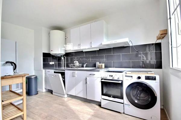 Vente                                                      Appartement
                        
                     2 pièces                      46 m2                     à Clamart