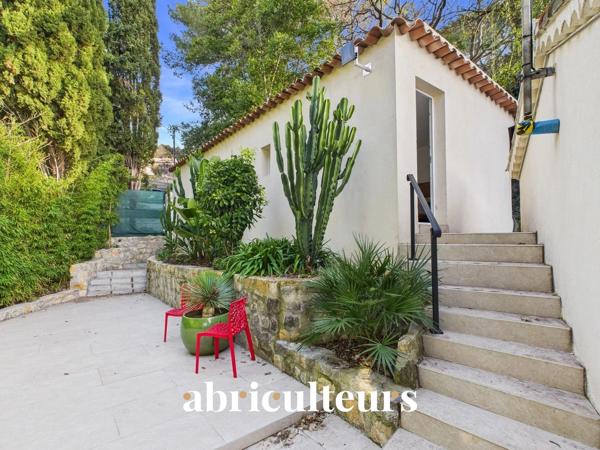 Villa d’exception avec vue mer panoramique, piscine, 6 chambres et prestations haut de gamme Le Cannet, 250 m²