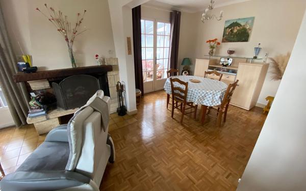 Maison à vendre    5 pièces •  Saint-Pierre-Quiberon