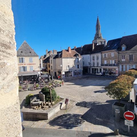 Ensemble de plusieurs appartements en centre ville !