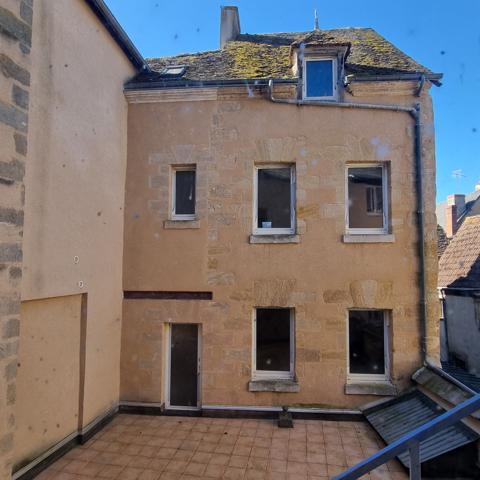 Ensemble de plusieurs appartements en centre ville !