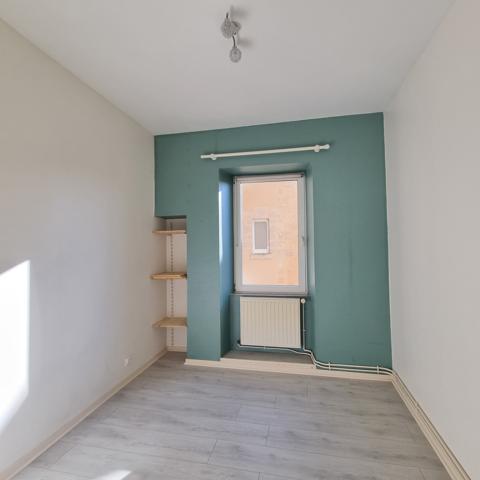 Ensemble de plusieurs appartements en centre ville !