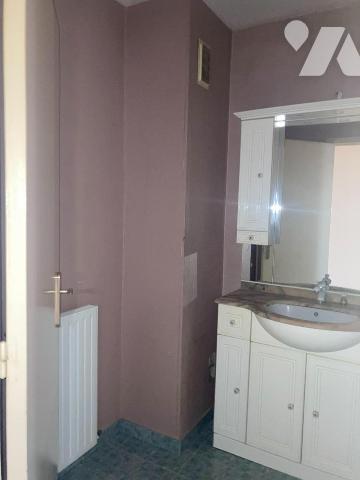 APPARTEMENT 2 CHAMBRES + GARAGES