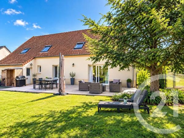 Maison à vendre  10 pièces - 215 m 2   MAINTENON  - 28