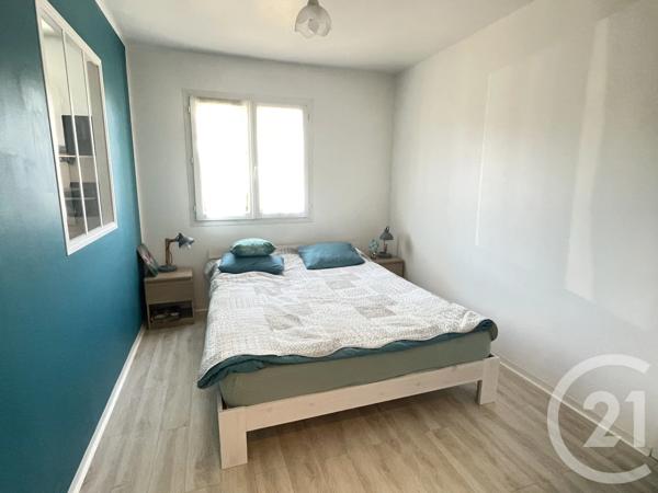 Maison à vendre  10 pièces - 215 m 2   MAINTENON  - 28