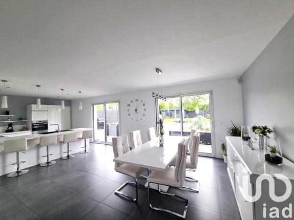 Maison à vendre 6 pièces 180 m² Marange-Silvange