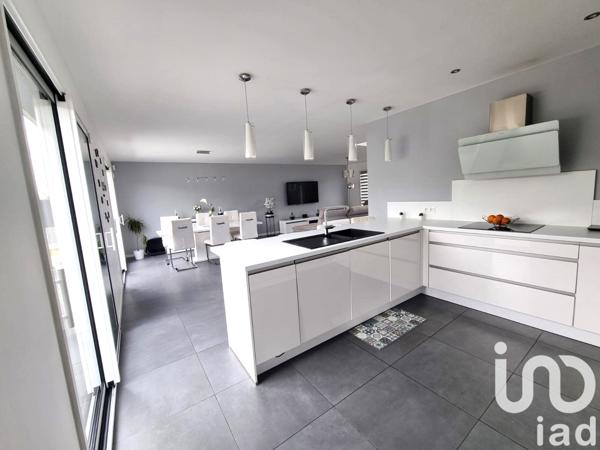 Maison à vendre 6 pièces 180 m² Marange-Silvange