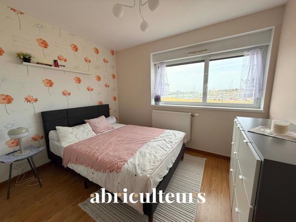 Élégance et Emplacement Premium : Superbe T3 Contemporain avec Box Quartier Grand Large, Dunkerque