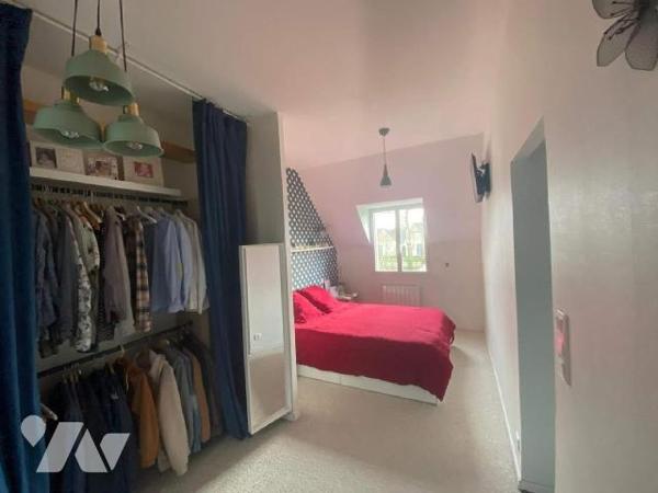 Maison à Vendre à Hédé Bazouges (35630) en Ille-et-Vilaine (35)

Cette maison, construite en ...