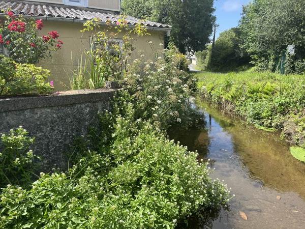 Maison à vendre 127 680 € Landivisiau 3 p 75 m² DPE E