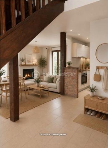 A Wissous, dans un secteur pavillonnaire particulièrement recherché, découvrez cette charmante maison de 118m² de surface au sol sur un terrain de 468 m². 
Au rez-de-chaussée, vous trouverez une grande entrée avec une belle hauteur sous plafond, qui mène à un salon/salle à manger avec cheminée, donnant un accès direct à la terrasse et au grand jardin.  La cuisine attenante s'accompagne d'une arrière-cuisine de 10m², parfaite pour un espace rangement et buanderie. Des WC complètent ce niveau.
À l’étage, trois chambres, une salle de bain et des WC séparés constituent l'espace nuit.
La maison est également équipée d'un garage de 15m², sans oublier la possibilité de garer 2 autres voitures dans la propriété.
Avec quelques rafraîchissements et un peu de rénovation, vous pourrez personnaliser cette maison selon vos goûts pour créer des espaces intérieurs et extérieurs qui vous ressemblent. Certaines photos proposent d'ailleurs des suggestions d'aménagement pour vous aider à vous projeter.
Vous profiterez d’un environnement calme et familial, tout en bénéficiant d'une proximité immédiate des commerces, des écoles et des transports : accès rapide aux principaux axes routiers, aux RER B et C, ainsi qu’à l’aéroport d’Orly, et à la future ligne 18 du Grand Paris Express. À noter également l'ouverture du nouveau collège en septembre 2026.
Contactez-moi dès maintenant pour plus d’informations ou pour organiser une visite.