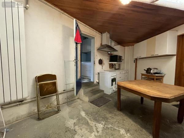 Maison à vendre à Bonnétable dans la Sarthe (72110), ref : 72033-394