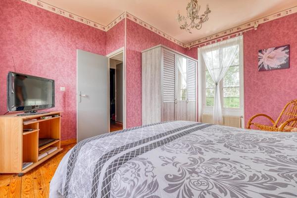 Christophe Michaudelle – EXCLUSIVITE CAPIFRANCE - vous propose proche de Lizy sur Ourcq : maison indépendante - 5 pièces - 109 m² - 3 chambres - 2 pièces d'eau - beau jardin plat et clos – terrasse -