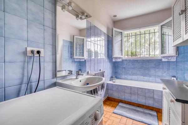 Christophe Michaudelle – EXCLUSIVITE CAPIFRANCE - vous propose proche de Lizy sur Ourcq : maison indépendante - 5 pièces - 109 m² - 3 chambres - 2 pièces d'eau - beau jardin plat et clos – terrasse -