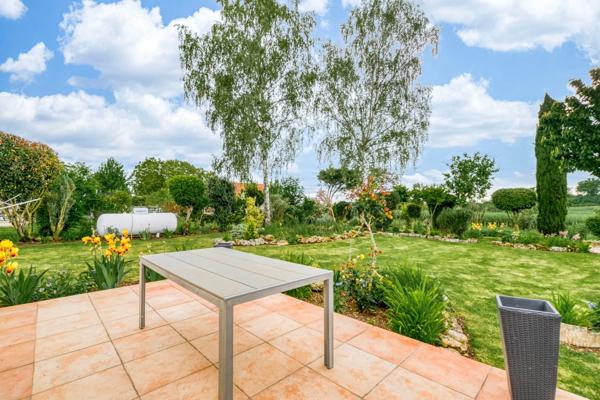 Christophe Michaudelle – EXCLUSIVITE CAPIFRANCE - vous propose proche de Lizy sur Ourcq : maison indépendante - 5 pièces - 109 m² - 3 chambres - 2 pièces d'eau - beau jardin plat et clos – terrasse -