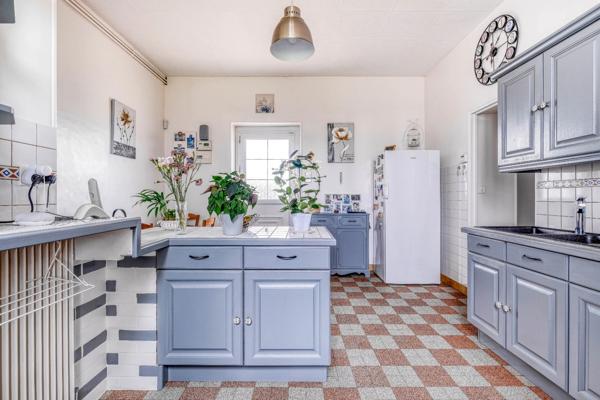 Christophe Michaudelle – EXCLUSIVITE CAPIFRANCE - vous propose proche de Lizy sur Ourcq : maison indépendante - 5 pièces - 109 m² - 3 chambres - 2 pièces d'eau - beau jardin plat et clos – terrasse -