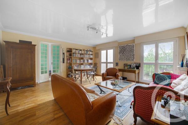 Appartement F4 à vendre  4 pièces - 89,66 m 2   PARIS  - 75019