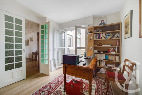 Appartement F4 à vendre  4 pièces - 89,66 m 2   PARIS  - 75019