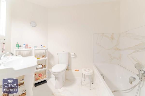 Appartement à vendre 3 pièces 106.54m² Chinon (37500)