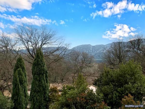 PROPRIETE VUE ALPILLES