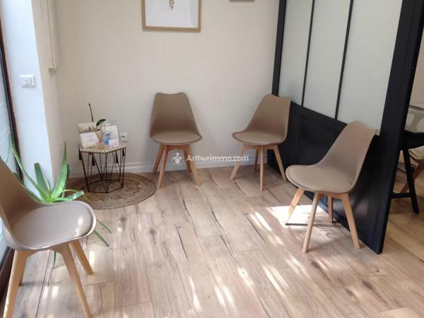 Location Fonds de commerce 1 pièces 27 m2 à Six-Fours-les-Plages