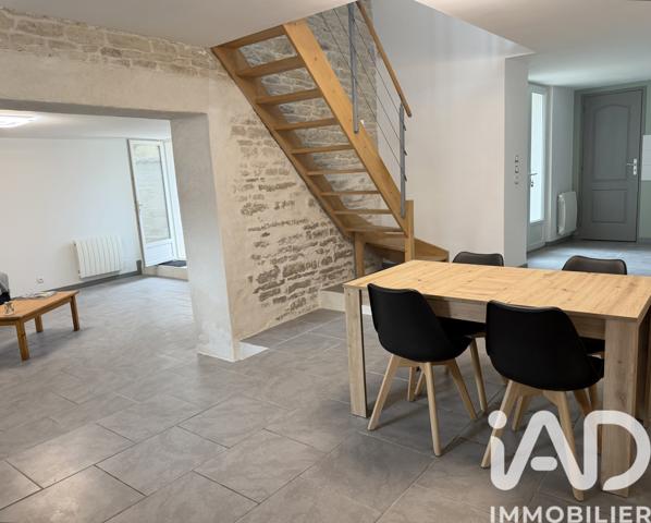 Maison à vendre 5 pièces 99 m² Mauzé-sur-le-Mignon