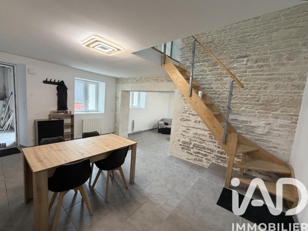 Maison à vendre 5 pièces 99 m² Mauzé-sur-le-Mignon