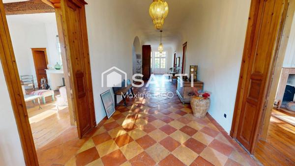 Magnifique Château rénové avec gîte et piscine