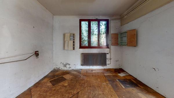 charrerad: Maison individuelle avec garage et jardin ? secteur Charréard, au calme absolu
