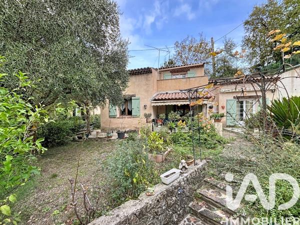 Maison à vendre 5 pièces 115 m² Châteauneuf-Grasse