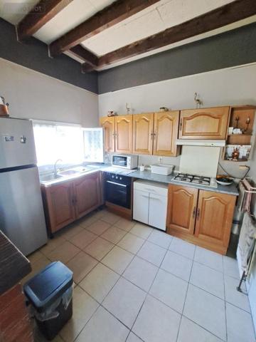 Maison à vendre à Yvré-l'Évêque dans la Sarthe (72530), ref : 001/1645-VI