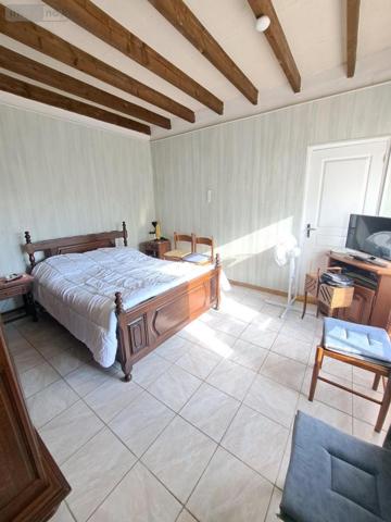 Maison à vendre à Yvré-l'Évêque dans la Sarthe (72530), ref : 001/1645-VI