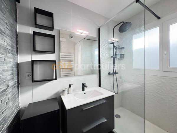 Vente
                Appartement58,25 m² - 3 Pièces -
                    ORLEANS (45100)