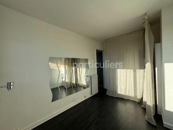 Vente
                Appartement58,25 m² - 3 Pièces -
                    ORLEANS (45100)