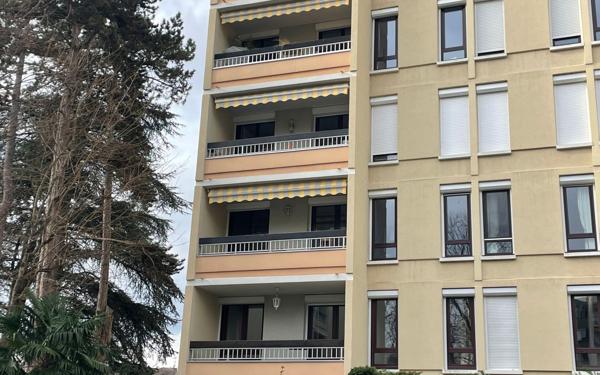 Appartement à vendre    4 pièces • 90,33 m2 Vienne