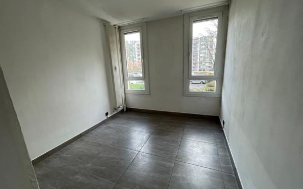 Appartement à vendre    4 pièces • 90,33 m2 Vienne