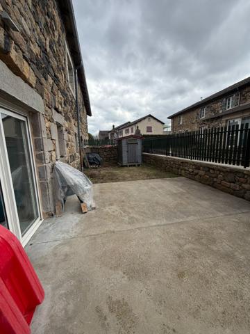 Maison Yssingeaux 4 chambres + garage + terrasse