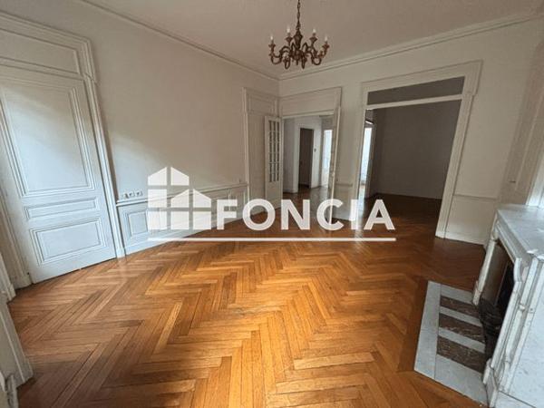 Location Appartement 3 pièces 95.2 m² - 23 COURS GAMBETTA Lyon 69003