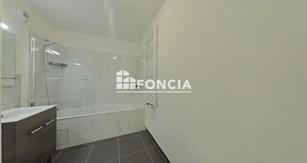 Location Appartement 2 pièces 42.5 m² - Livry-gargan 93190