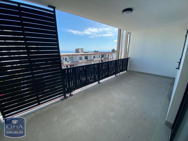 Appartement à louer 2 pièces 40.53m² Le Tampon (97430)