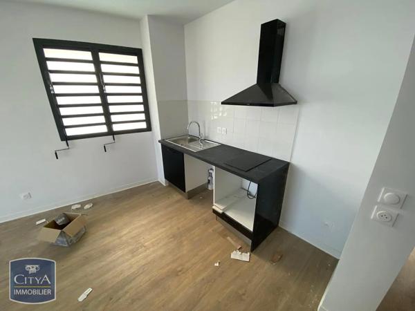 Appartement à louer 2 pièces 40.53m² Le Tampon (97430)