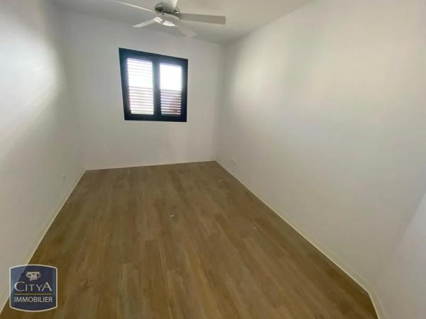 Appartement à louer 2 pièces 40.53m² Le Tampon (97430)