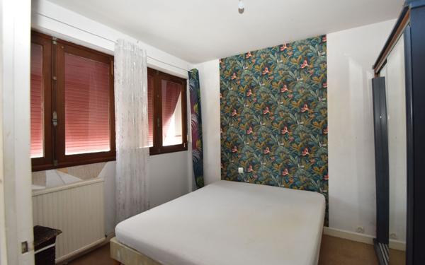 Maison à vendre    10 pièces •  Hagetmau