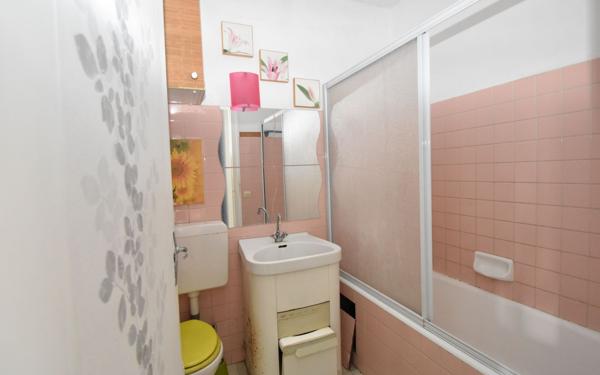 Maison à vendre    10 pièces •  Hagetmau