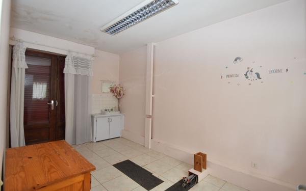 Maison à vendre    10 pièces •  Hagetmau