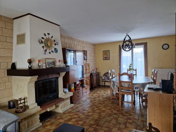 Crépy-en-Valois (60800) MAISON INDÉPENDANTE DE PLAIN-PIED AVEC SOUS-SOL TOTAL A CREPY-EN-VALOIS